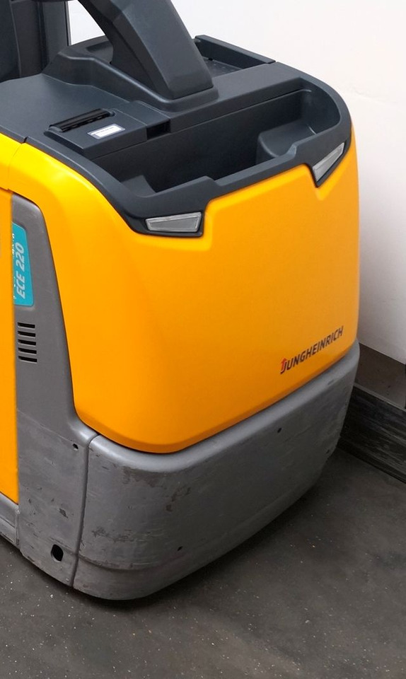 Jungheinrich ECE220 - Preuzimač porudžbine: slika 4 Jungheinrich ECE220 - Preuzimač porudžbine: slika 4