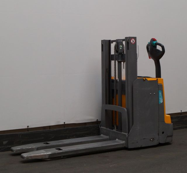 Jungheinrich EJD118 - Slagač: slika 1 Jungheinrich EJD118 - Slagač: slika 1