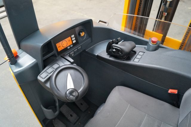 Jungheinrich ETV112 - Regalni viljuškar: slika 3 Jungheinrich ETV112 - Regalni viljuškar: slika 3