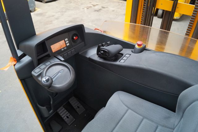 Jungheinrich ETV214 - Regalni viljuškar: slika 3 Jungheinrich ETV214 - Regalni viljuškar: slika 3