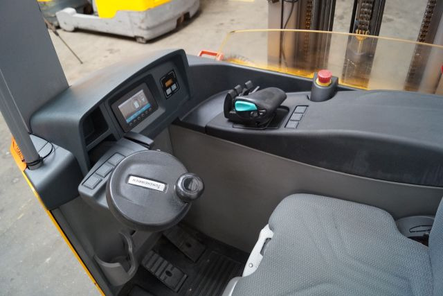 Jungheinrich ETV216 - Regalni viljuškar: slika 3 Jungheinrich ETV216 - Regalni viljuškar: slika 3