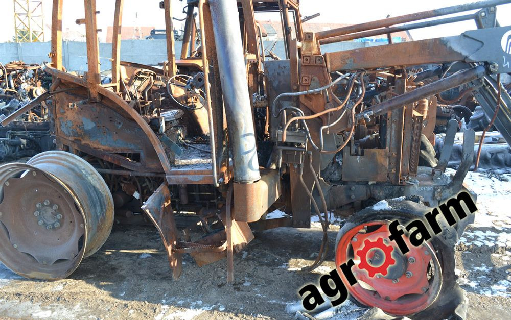 Claas Ares 547 ATZ silnik skrzynia most zwolnica blok wał oś - Menjač za Poljoprivredna mašina: slika 2 Claas Ares 547 ATZ silnik skrzynia most zwolnica blok wał oś - Menjač za Poljoprivredna mašina: slika 2