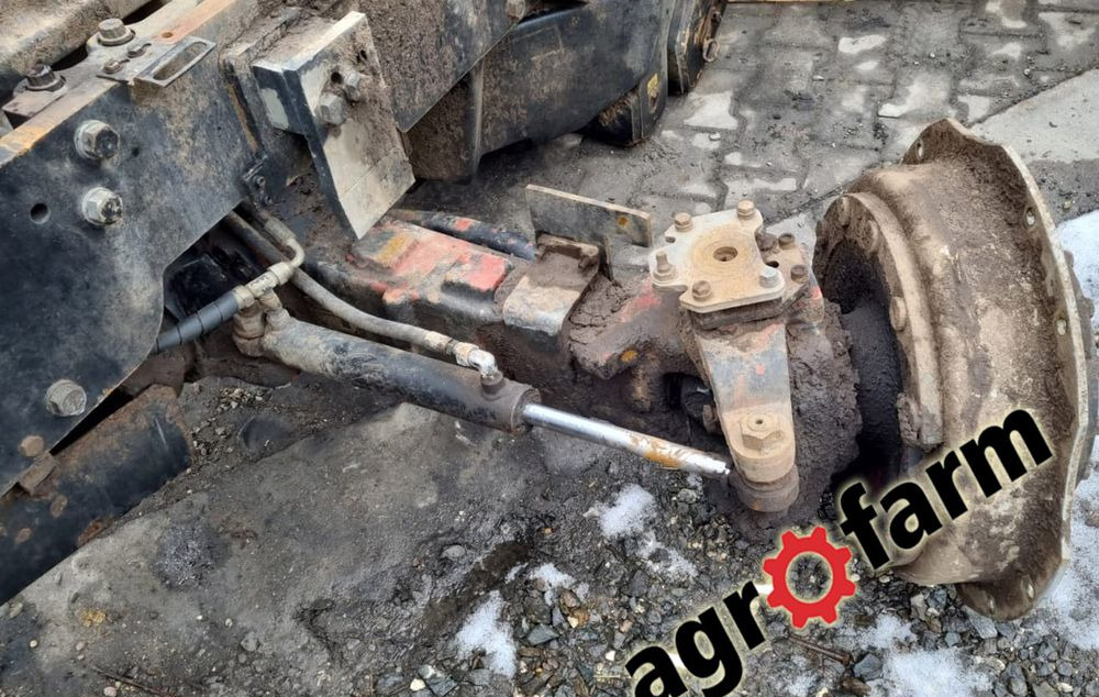 Massey Ferguson 8270 skrzynia most silnik zwolnica oś koła - Menjač za Poljoprivredna mašina: slika 4 Massey Ferguson 8270 skrzynia most silnik zwolnica oś koła - Menjač za Poljoprivredna mašina: slika 4