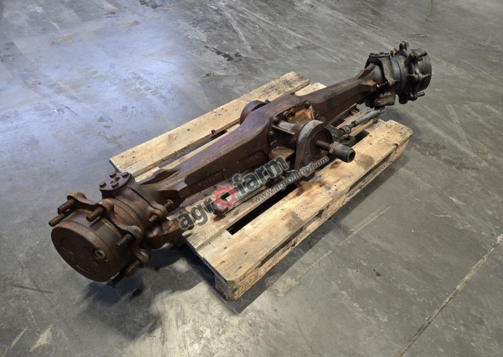 Przedni most Renault Ceres 345 Carraro - Transmisija: slika 1 Przedni most Renault Ceres 345 Carraro - Transmisija: slika 1