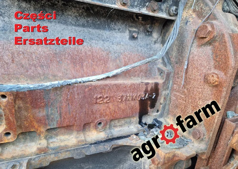 Massey Ferguson 6190 6180 obudowa piasta zwolnica blok silnik skrzynia - Rezervni deo za Poljoprivredna mašina: slika 4 Massey Ferguson 6190 6180 obudowa piasta zwolnica blok silnik skrzynia - Rezervni deo za Poljoprivredna mašina: slika 4