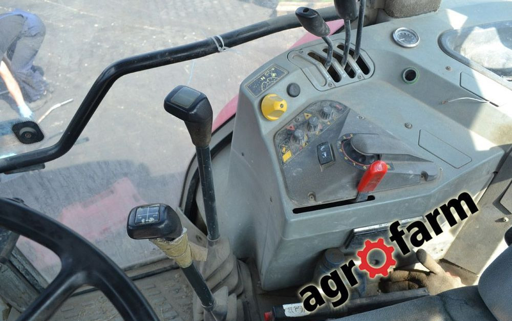 Massey ferguson skrzynia silnik most kabina zębatka zwolnica 8110 8120 8130 8140 8150 8160 8170 - Rezervni deo za Poljoprivredna mašina: slika 3 Massey ferguson skrzynia silnik most kabina zębatka zwolnica 8110 8120 8130 8140 8150 8160 8170 - Rezervni deo za Poljoprivredna mašina: slika 3
