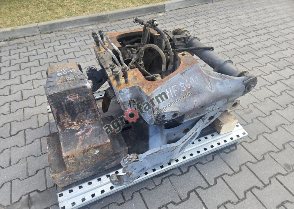 TUZ, przedni podnośnik, Massey Ferguson 8690 - Rezervni deo: slika 1 TUZ, przedni podnośnik, Massey Ferguson 8690 - Rezervni deo: slika 1