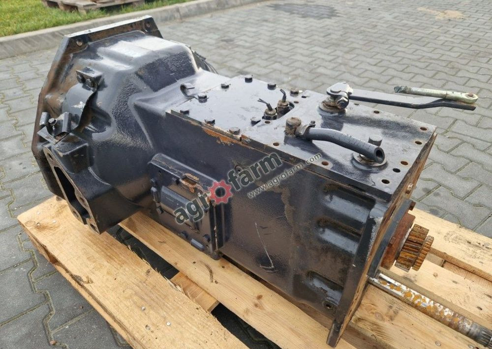 Skrzynia biegów Case CX 105 xtrashift 600100 - Menjač: slika 2 Skrzynia biegów Case CX 105 xtrashift 600100 - Menjač: slika 2