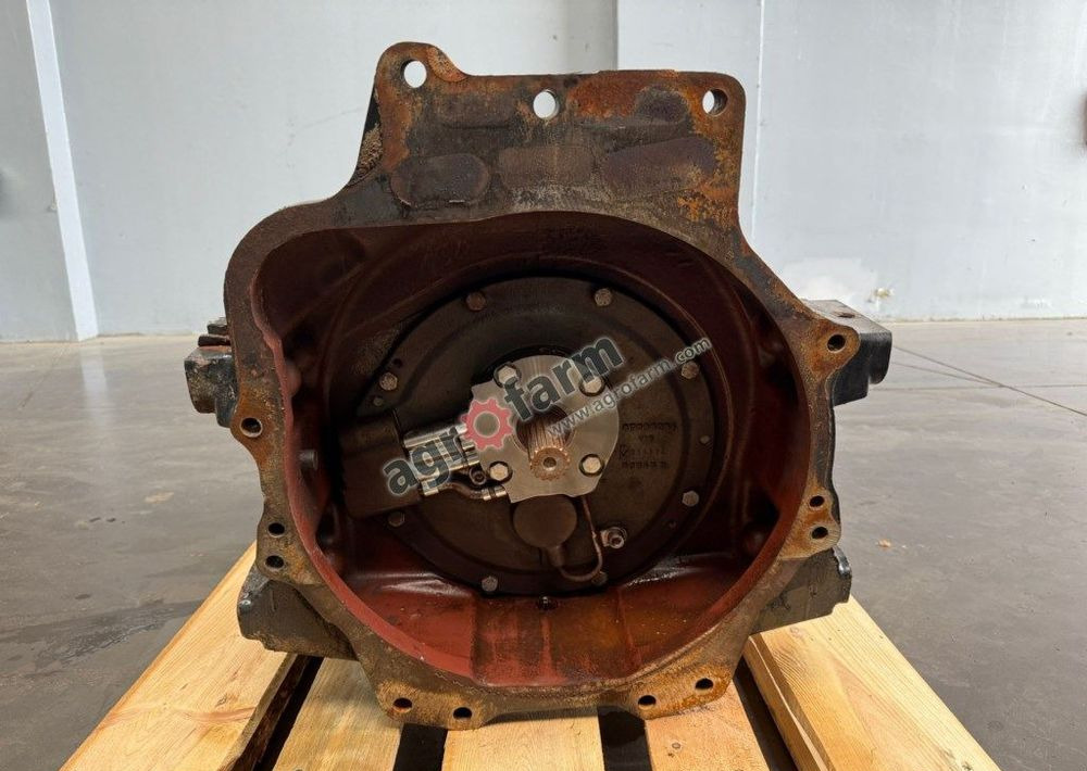 Skrzynia biegów Case Maxxum 115 44980087 - Menjač: slika 2 Skrzynia biegów Case Maxxum 115 44980087 - Menjač: slika 2