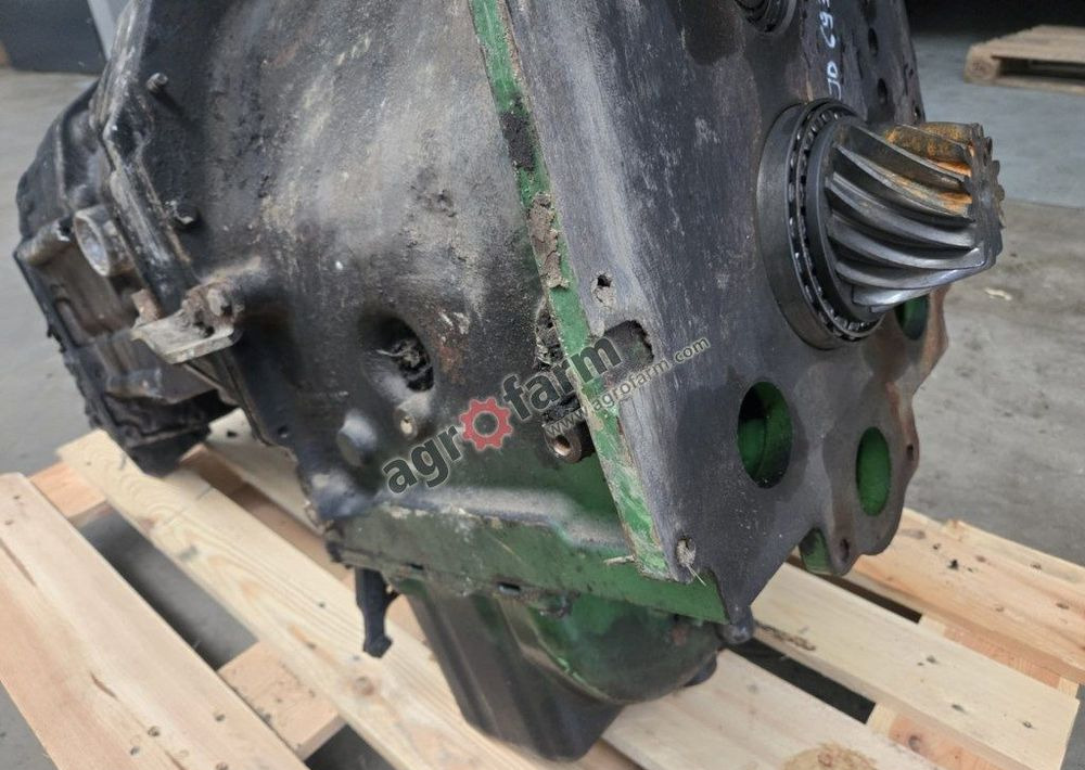 Skrzynia biegów John Deere 6930, PowrQuad - Menjač: slika 2 Skrzynia biegów John Deere 6930, PowrQuad - Menjač: slika 2