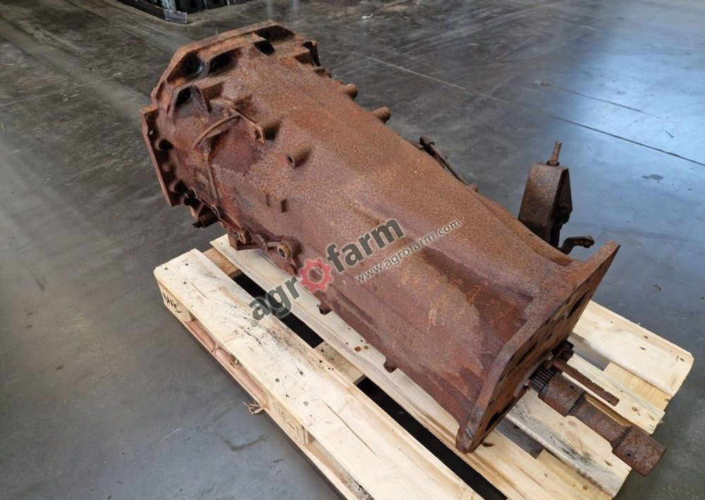 Skrzynia biegów Massey Ferguson 5445 461B9 - Menjač: slika 2 Skrzynia biegów Massey Ferguson 5445 461B9 - Menjač: slika 2