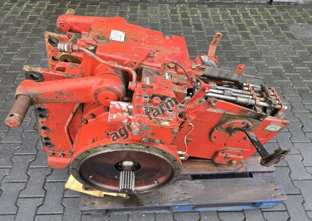 Skrzynia biegów, tylny most Case 1255 XL - Menjač: slika 1 Skrzynia biegów, tylny most Case 1255 XL - Menjač: slika 1