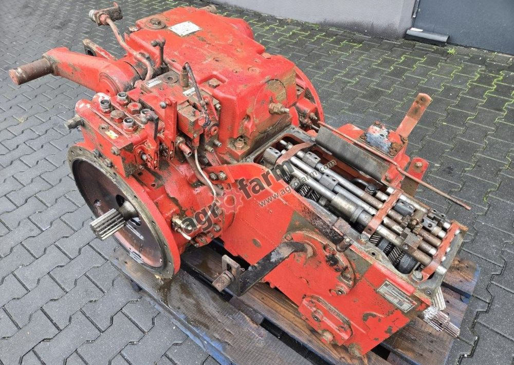 Skrzynia biegów, tylny most Case 1255 XL - Menjač: slika 4 Skrzynia biegów, tylny most Case 1255 XL - Menjač: slika 4