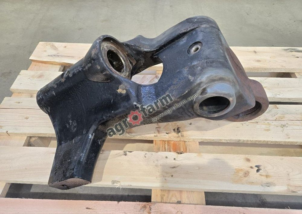 Suport przedni Massey Ferguson 5470 6455 6470 6460 - Karoserija i eksterijer: slika 3 Suport przedni Massey Ferguson 5470 6455 6470 6460 - Karoserija i eksterijer: slika 3