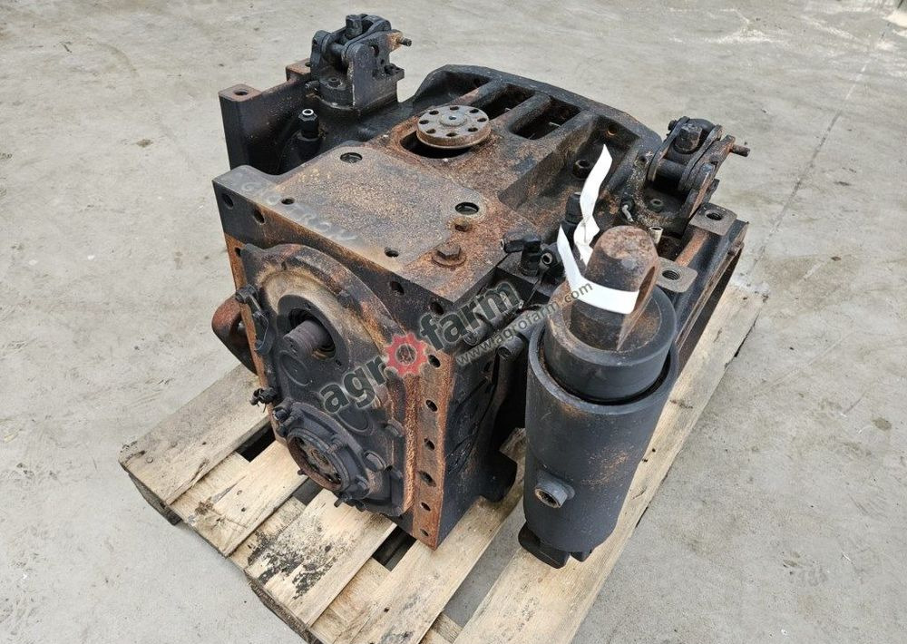 Tylny most Case CS 110 1331003301409 - Menjač: slika 2 Tylny most Case CS 110 1331003301409 - Menjač: slika 2