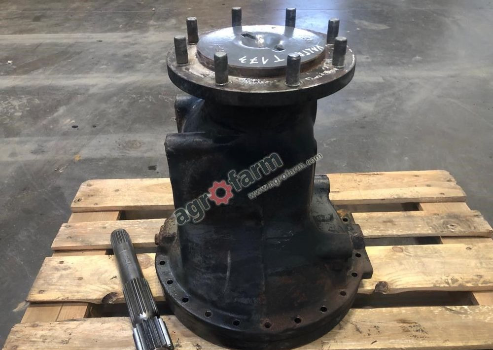 ZWOLNICA LH VALTRA T173 TB0788B - Transmisija: slika 4 ZWOLNICA LH VALTRA T173 TB0788B - Transmisija: slika 4