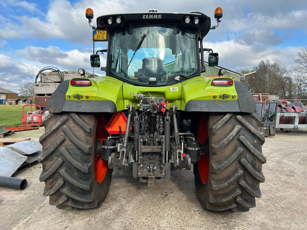 Claas Arion 650 Cmatic - Traktor: slika 4 Claas Arion 650 Cmatic - Traktor: slika 4