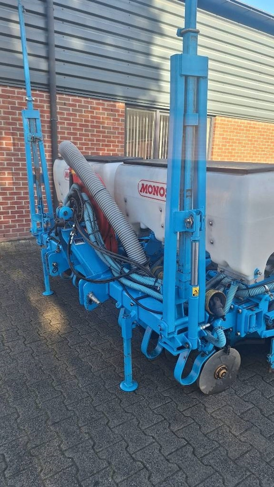 Monosem NG PLUS 6 - Mašina za preciznu setvu: slika 5 Monosem NG PLUS 6 - Mašina za preciznu setvu: slika 5