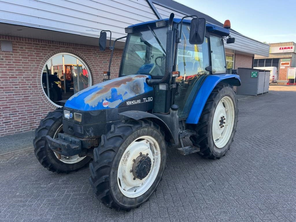 New Holland TL 90 - Traktor: slika 1 New Holland TL 90 - Traktor: slika 1