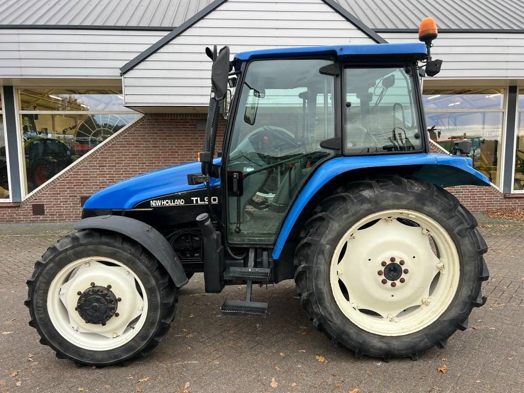 New Holland TL 90 trekker  - Traktor: slika 2 New Holland TL 90 trekker  - Traktor: slika 2