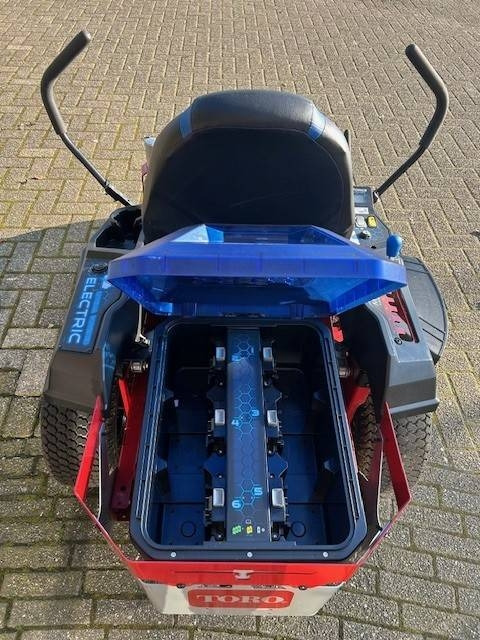 Toro Emr4275 zeroturn - Baštenska kosačica: slika 2 Toro Emr4275 zeroturn - Baštenska kosačica: slika 2