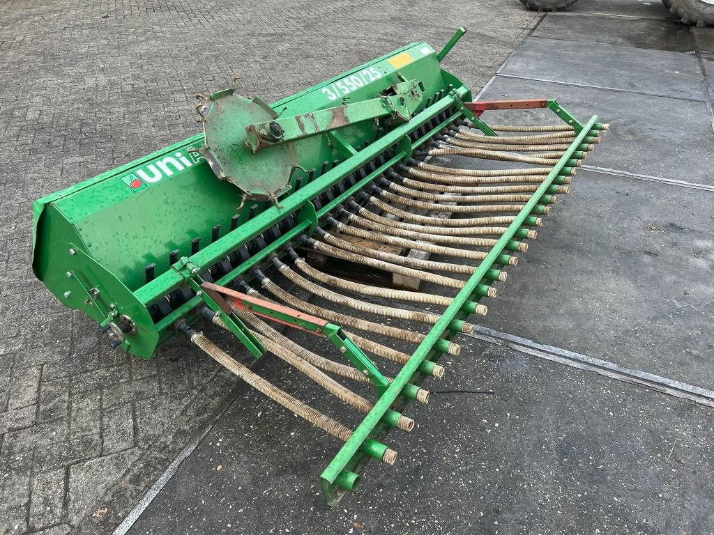 Unia 3/550/25 zaaimachine - Sejalica: slika 2 Unia 3/550/25 zaaimachine - Sejalica: slika 2