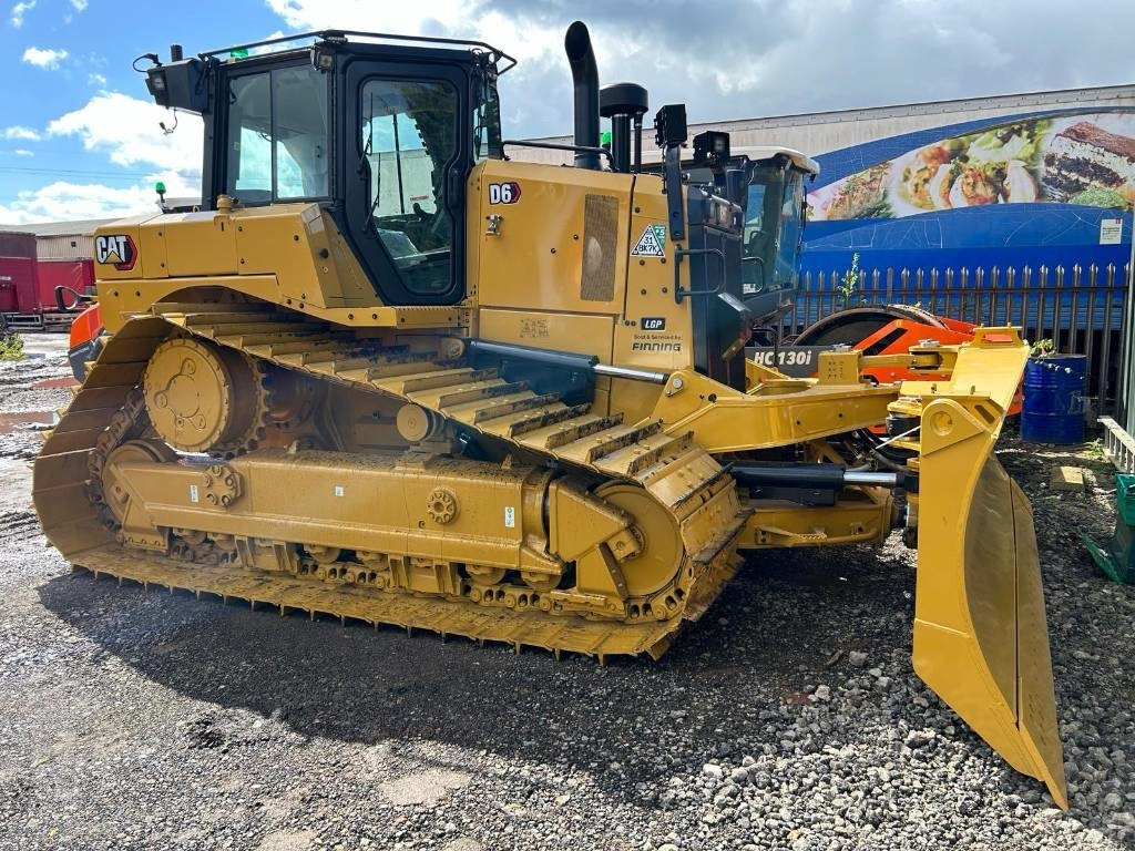 CAT D 6 LGP - Buldožer: slika 1 CAT D 6 LGP - Buldožer: slika 1