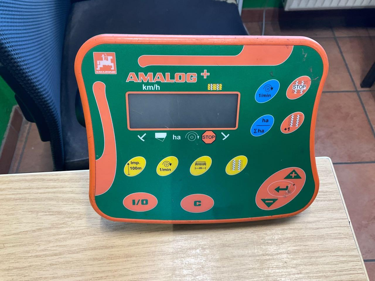 Amazone ADP 303 Spezial, KX 3000 - Kombinovana mašina za setvu: slika 4 Amazone ADP 303 Spezial, KX 3000 - Kombinovana mašina za setvu: slika 4