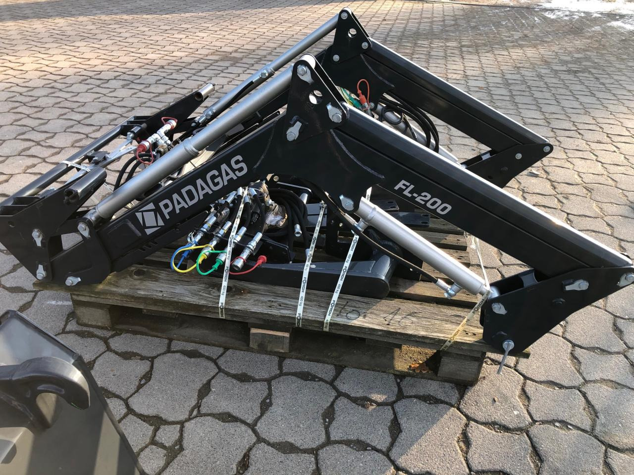 Solis PADAGAS FL200P Frontlader - Dodatak: slika 4 Solis PADAGAS FL200P Frontlader - Dodatak: slika 4