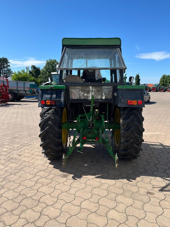 John Deere 2130 S - Traktor: slika 4 John Deere 2130 S - Traktor: slika 4