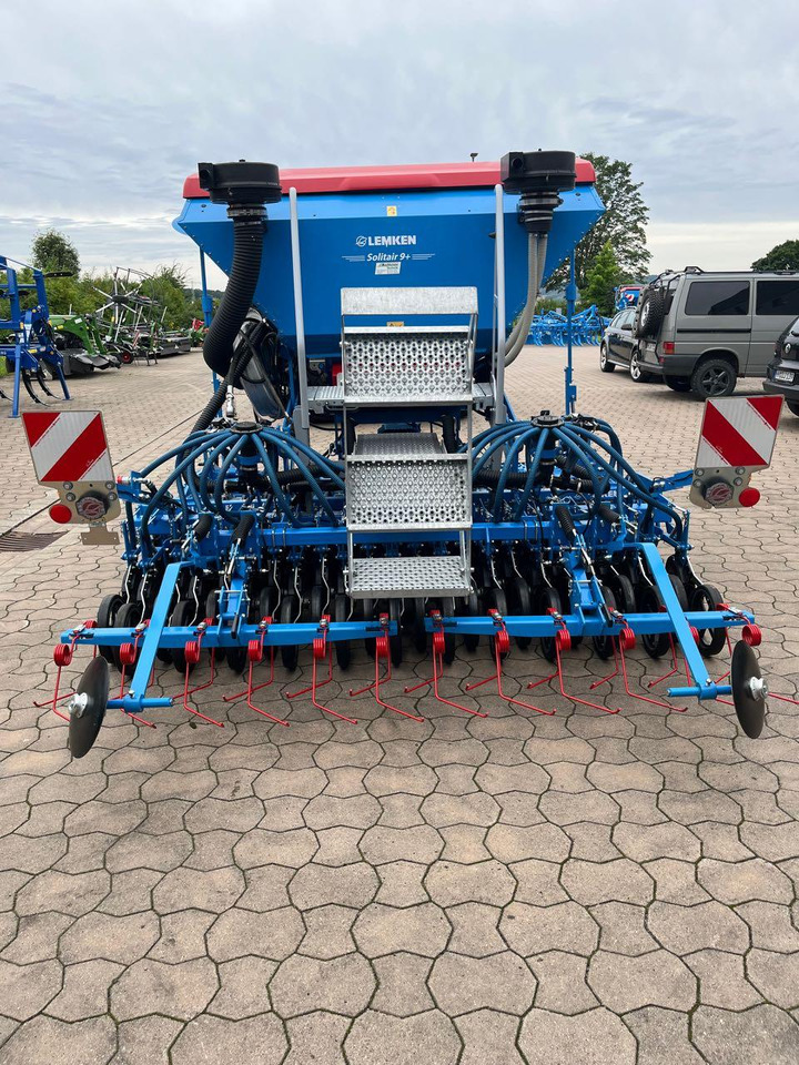 Lemken Zirkon 12 / Solitär 9-300 - Kombinovana mašina za setvu: slika 2 Lemken Zirkon 12 / Solitär 9-300 - Kombinovana mašina za setvu: slika 2