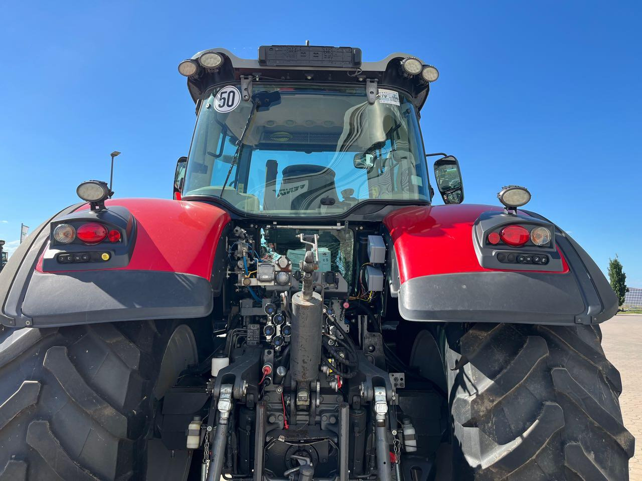 Massey Ferguson 8727 Dyna VT - Traktor: slika 4 Massey Ferguson 8727 Dyna VT - Traktor: slika 4
