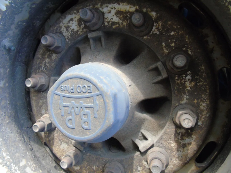 Chereau 2 AXLE BPW + HYDRAROLL - Poluprikolica sa zatvorenim sandukom: slika 5 Chereau 2 AXLE BPW + HYDRAROLL - Poluprikolica sa zatvorenim sandukom: slika 5