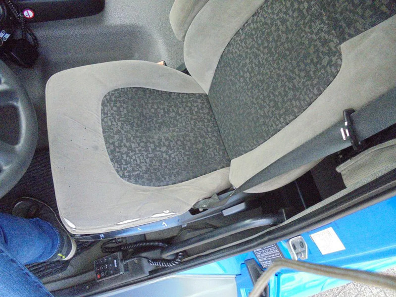 DAF CF 75.250 + Euro 5 - Kamion sa golom šasijom i zatvorenom kabinom: slika 5 DAF CF 75.250 + Euro 5 - Kamion sa golom šasijom i zatvorenom kabinom: slika 5
