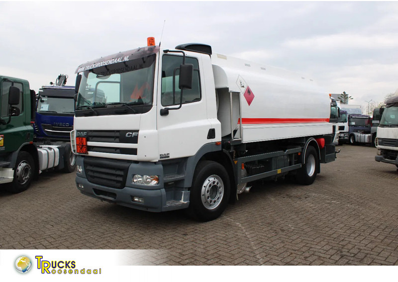 DAF CF 85.430 + PUMP/METERS + 4 COMPART / 15.000 LITER + COMPLETE SYSTEM WORKING - Kamion cisterna: slika 1 DAF CF 85.430 + PUMP/METERS + 4 COMPART / 15.000 LITER + COMPLETE SYSTEM WORKING - Kamion cisterna: slika 1