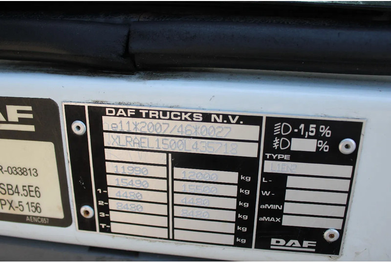 Kamion sa zatvorenim sandukom DAF LF 210 + euro 6 + lift: slika 14
