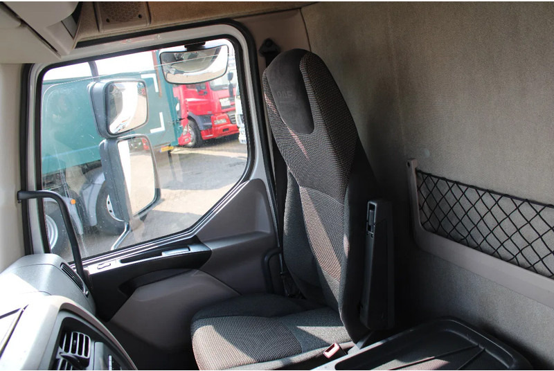 Kamion sa zatvorenim sandukom DAF LF 210 + euro 6 + lift: slika 11