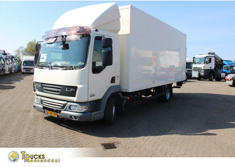 DAF LF 45.160 + EURO 5 + LIFT +MANUAL + 7.5T - Kamion sa zatvorenim sandukom: slika 1 DAF LF 45.160 + EURO 5 + LIFT +MANUAL + 7.5T - Kamion sa zatvorenim sandukom: slika 1