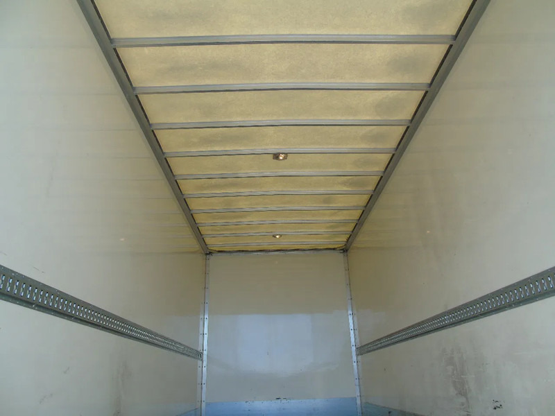 Kamion sa zatvorenim sandukom DAF XF 105 .460 + MANUAL + EURO 5: slika 17 Kamion sa zatvorenim sandukom DAF XF 105 .460 + MANUAL + EURO 5: slika 17