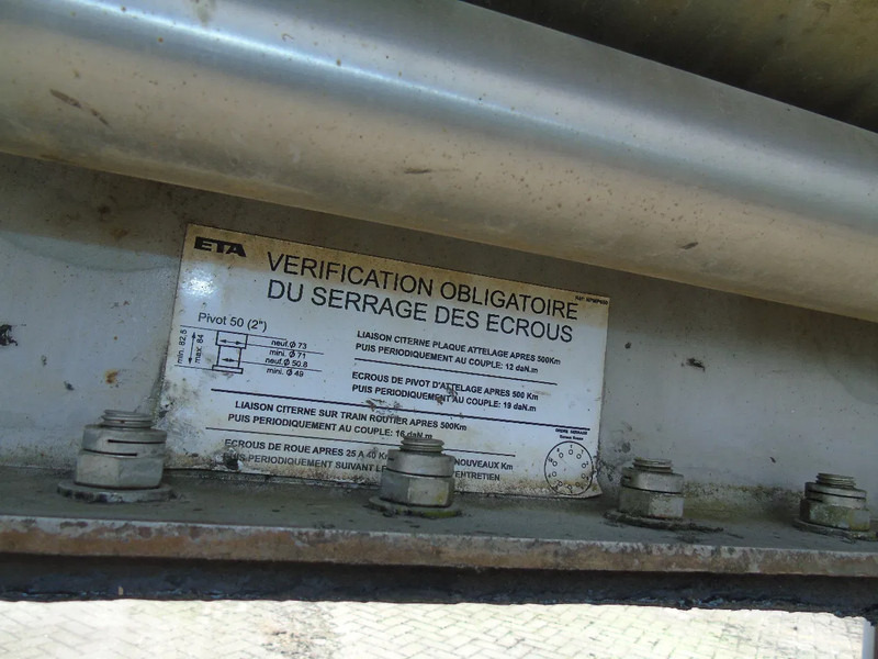 Poluprikolica cisterna ETA 29.000 LITER + INOX + MILK + WATER: slika 20 Poluprikolica cisterna ETA 29.000 LITER + INOX + MILK + WATER: slika 20