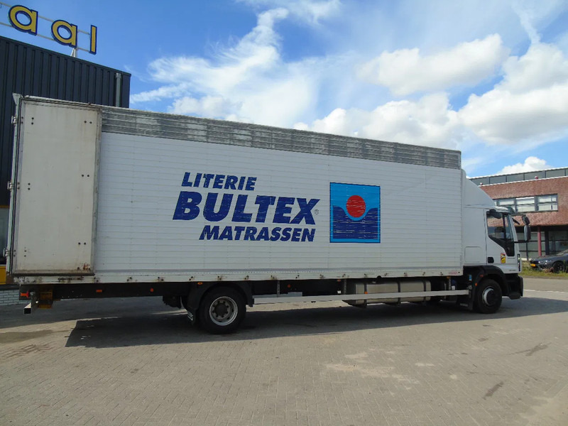 Iveco Eurocargo 120E25 + EURO 6 + 196.000KM! - Kamion sa zatvorenim sandukom: slika 3 Iveco Eurocargo 120E25 + EURO 6 + 196.000KM! - Kamion sa zatvorenim sandukom: slika 3