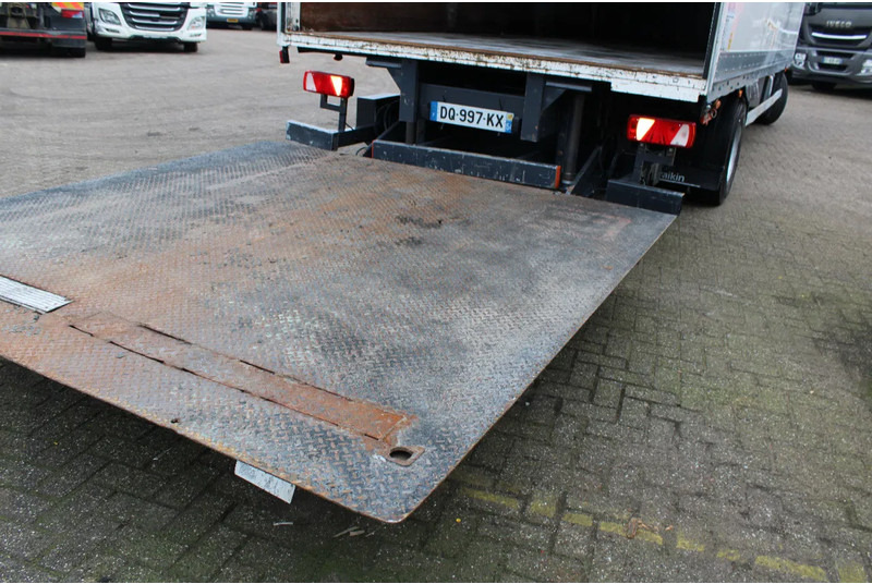 Iveco Eurocargo 160e25 + lift + euro 6 - Kamion sa zatvorenim sandukom: slika 5 Iveco Eurocargo 160e25 + lift + euro 6 - Kamion sa zatvorenim sandukom: slika 5