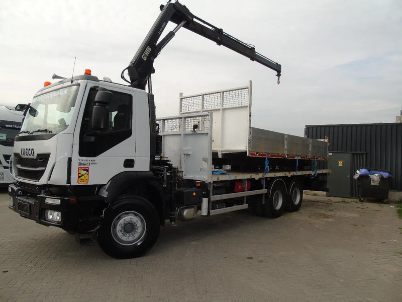 Iveco Eurotrakker 360 EEV + HIAB 144B- 2 + 6X4 + REMOTE + SPRING/BIG AXLE + EURO 5 - Kamion sa dizalicom: slika 2 Iveco Eurotrakker 360 EEV + HIAB 144B- 2 + 6X4 + REMOTE + SPRING/BIG AXLE + EURO 5 - Kamion sa dizalicom: slika 2