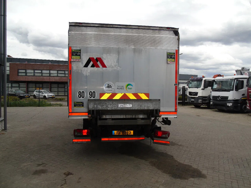 Iveco Stralis 310 + euro 6 + lift + 2x IN STOCK - Kamion sa zatvorenim sandukom: slika 4 Iveco Stralis 310 + euro 6 + lift + 2x IN STOCK - Kamion sa zatvorenim sandukom: slika 4