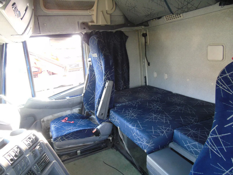 Kamion sa zatvorenim sandukom Iveco Stralis 430 + 6X2 + LIFT: slika 10