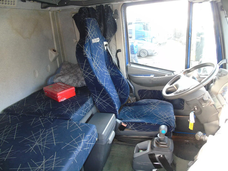 Kamion sa zatvorenim sandukom Iveco Stralis 430 + 6X2 + LIFT: slika 9