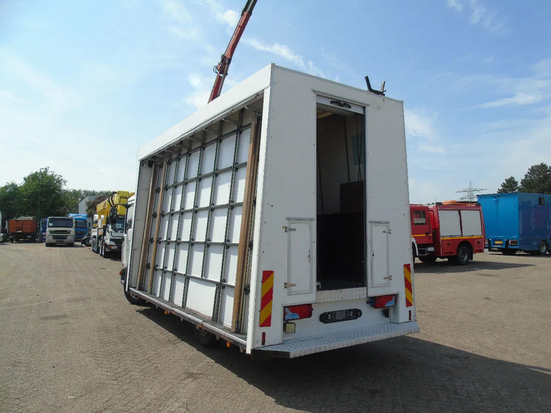 MAN TGL 8.180 + PALFINGER + GLASS TRUCK + MANUAL - Kamion, Kamion sa dizalicom: slika 4 MAN TGL 8.180 + PALFINGER + GLASS TRUCK + MANUAL - Kamion, Kamion sa dizalicom: slika 4