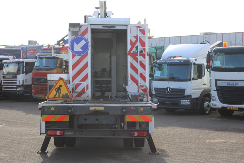 Kamion Renault Midlum 220 + manual + 16 meter: slika 7 Kamion Renault Midlum 220 + manual + 16 meter: slika 7