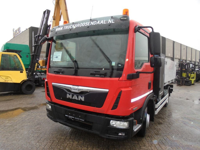 MAN TGL 8.150 + Euro 6 + Hooksystem + box + blad-blad - Kamion sa hidrauličnom kukom: slika 2 MAN TGL 8.150 + Euro 6 + Hooksystem + box + blad-blad - Kamion sa hidrauličnom kukom: slika 2