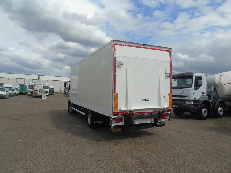 MAN TGM 15.250 + MANUAL + EURO 5 + LIFT - Kamion sa zatvorenim sandukom: slika 5 MAN TGM 15.250 + MANUAL + EURO 5 + LIFT - Kamion sa zatvorenim sandukom: slika 5